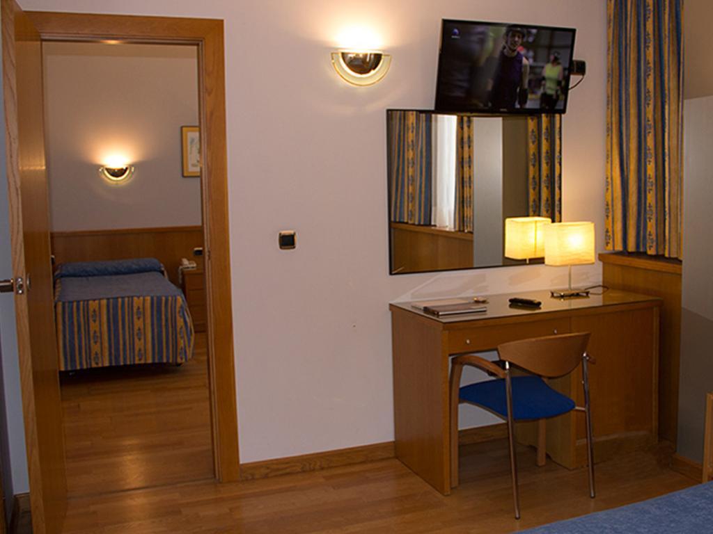 Encasa Hotel Алманса Стая снимка