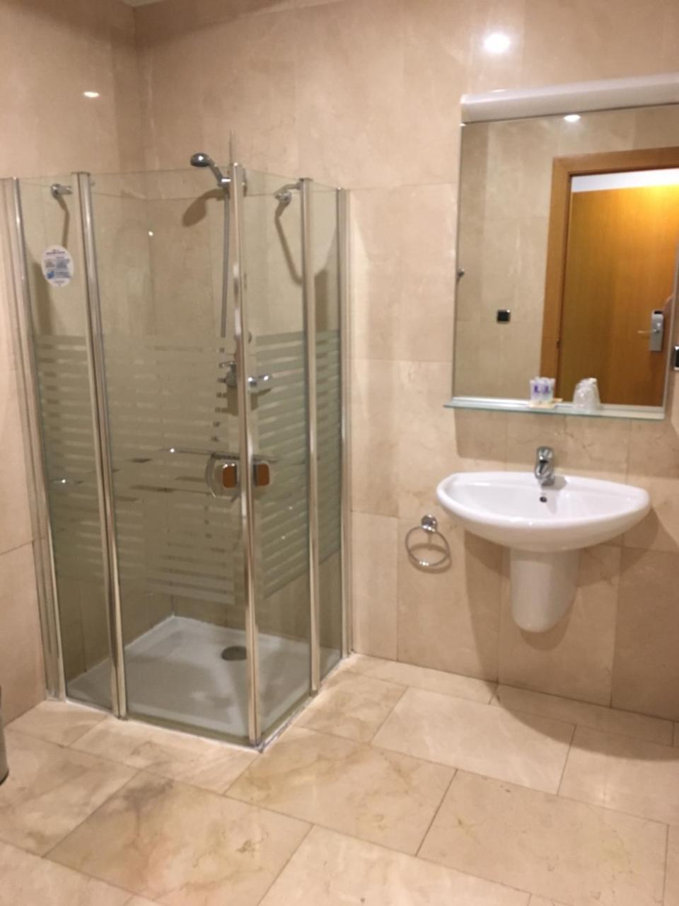 Encasa Hotel Алманса Екстериор снимка